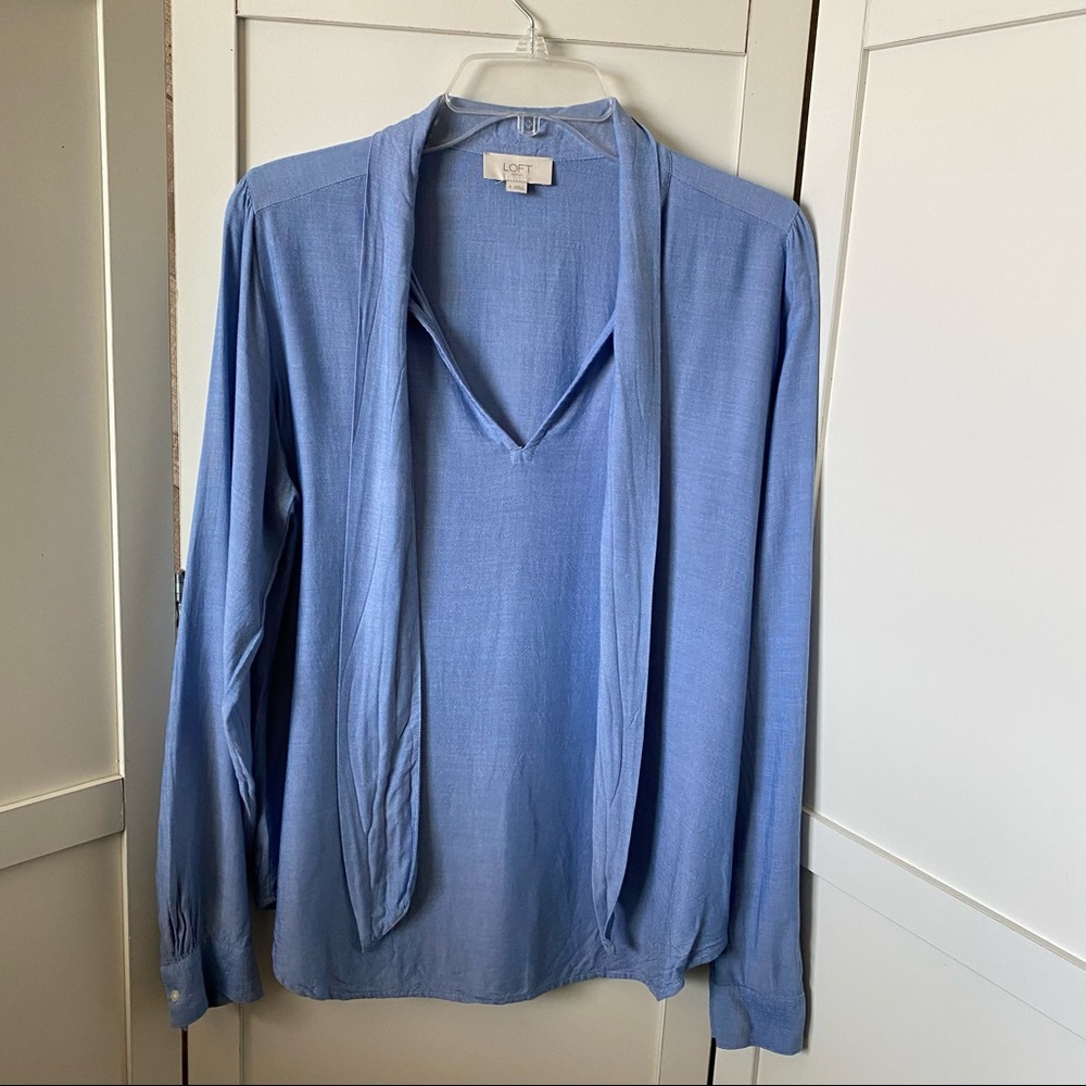Loft Long sleeve rayon top with neck tie blue size small.
